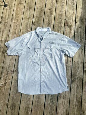 Columbia Men's short Sleeve Button Down